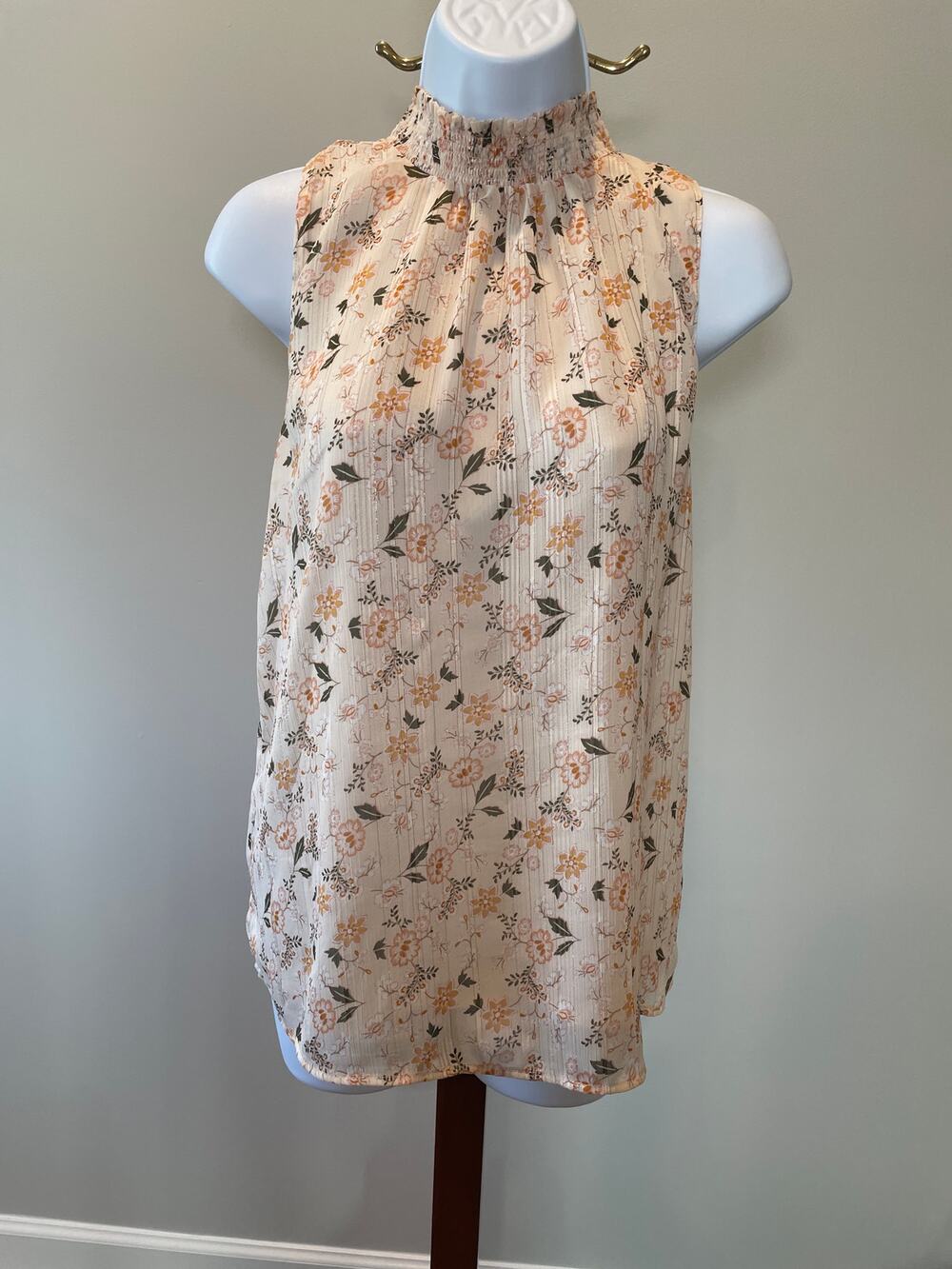 LOFT Sleeveless Floral Top Size M Neutral Metallic Threading
